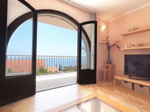 Superior Two-Bedroom Apartment with Sea View and Balcony