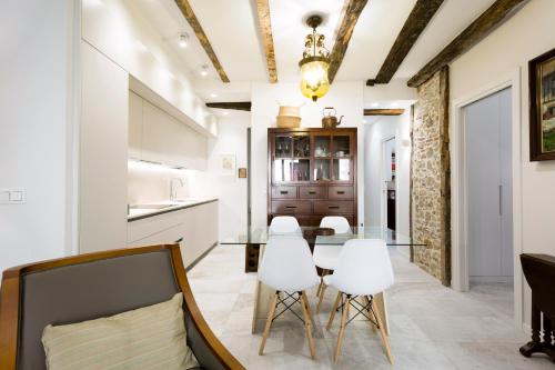 Hontza by Smiling Rentals - image 5