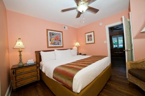 DeSoto Beach Gardens - image 5