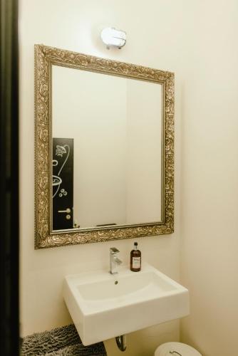 Wake Up Wellness Hostel - image 5