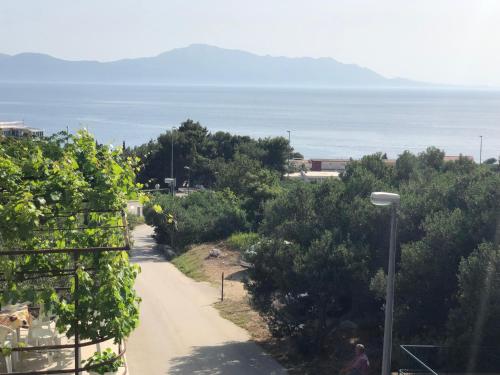  4 Sisters Apartments in Gradac