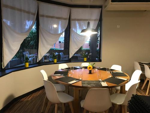 Restaurant, ADEREZO Hostal Restaurante in La Zarza