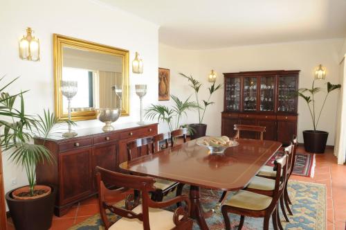 An uninterrupted 180º overlooking the Atlantic Ocean. - image 6