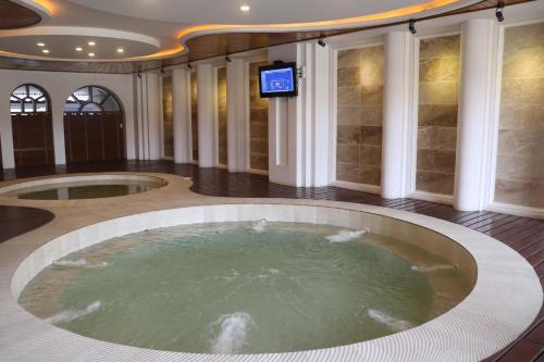 Facilities, MekongView 2 CondoTel in Sangkat Chrouy Changva