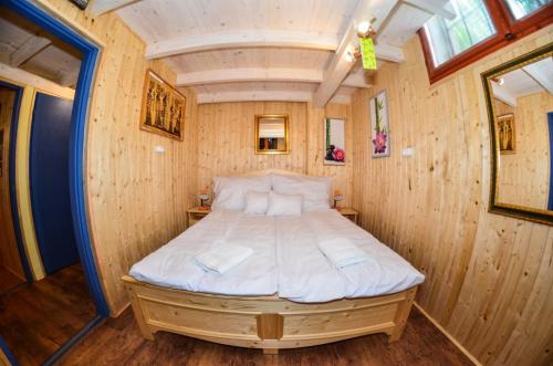  Malom Apartman 2 in Derekegyház
