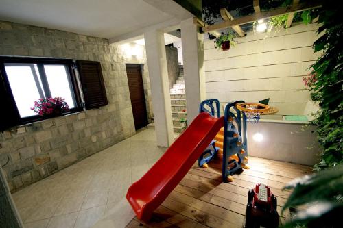 Apartments Ardura in Petrovac