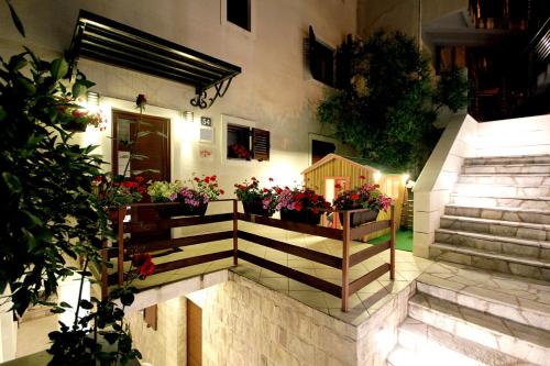 Apartments Ardura in Petrovac