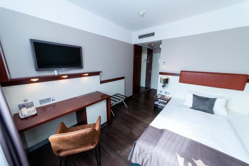 1 twin bed