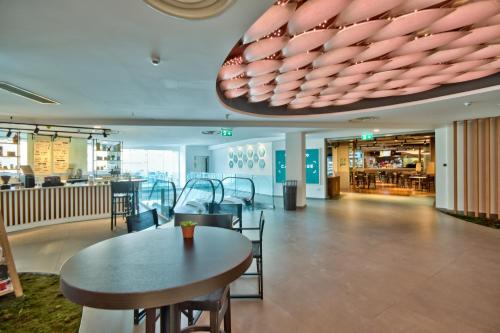 Spinola Park - Loft Penthouse - image 3