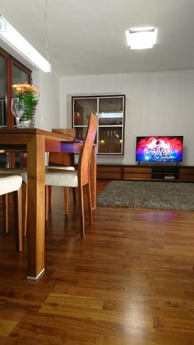 Quiet and spacious apartment with garage option, Cracovie (photo 9)