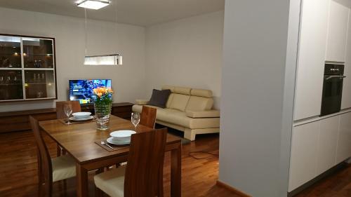 Quiet and spacious apartment with garage option, Cracovie (photo 10)