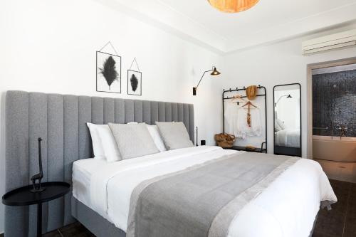 Petit Palace Suites - main image