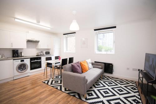 Luxury, Canal-side Apartment, Spectacular Views - Free Parking, , London