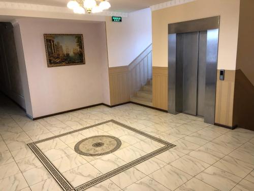 Golden Lion Hotel in Borispil