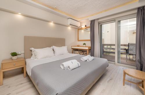 Crystal Beach Hotel - image 11