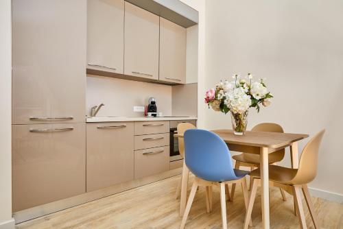 MAISON W - image 3