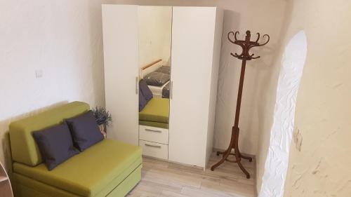 Apartmant Bionda Novi Vinodolski cozy and nice apartment for 4 people in the city center - image 11