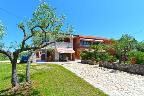  Apartments Cocaletto 1899, Pension in Rovinj