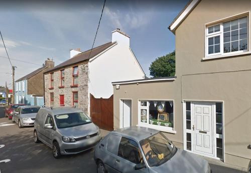 An Searrach Dingle - main image
