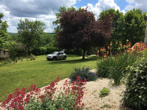 Gîte avec Piscine proche de St Cirq Lapopie