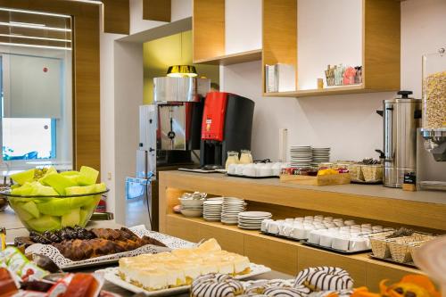 Lassi Hotel - image 4
