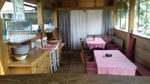 อาหารและเครื่องดื่ม, Apartmány na Hlíně (Apartmany na Hline) in ฮลูโบกา นาด เวลทาวู