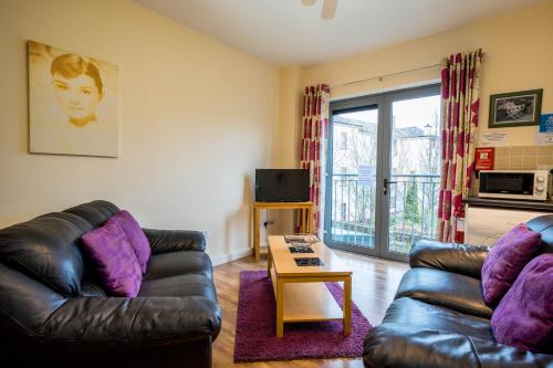 The Courtyard Apartments - image 3