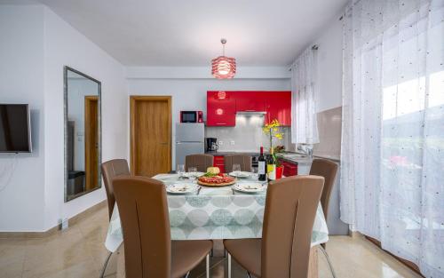  The Willow Garden Apartment House in Marčana