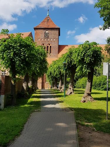 附近景點, Ferienwohnung in Ostseenähe (Ferienwohnung in Ostseenahe) in 格雷沃斯米倫