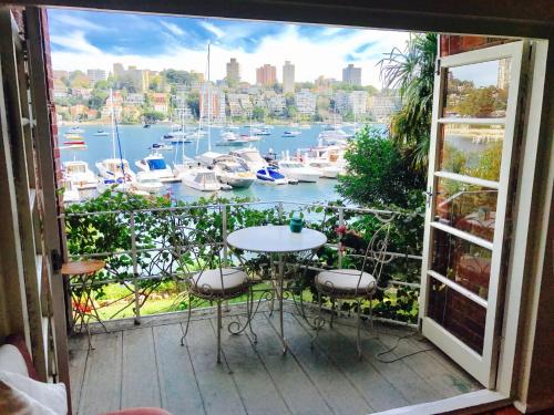 Double Bay Harbour-front apartment with stunning views in Double Bay