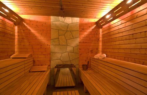 Suites by Mirabeau - image 11