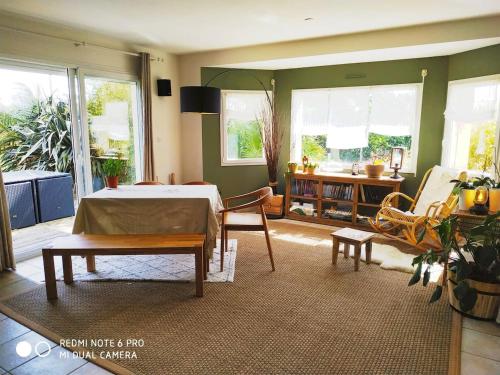 Maison proche plage avec jacuzzi privé gîte à louer Grève du Vaéré