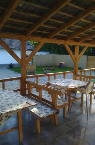 Tiszai-Ékkő Apartmanház in Tiszafüred