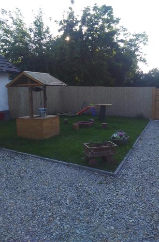  Tiszai-Ékkő Apartmanház in Tiszafüred