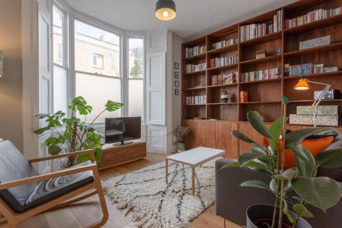 Stylish 2 Bedroom Apartment Stoke Newington