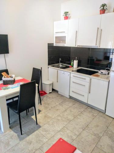 Apartment Citadela - image 6