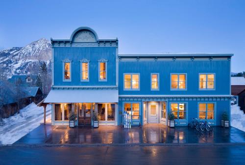 Eleven Scarp Ridge Lodge - Accommodation - Crested Butte