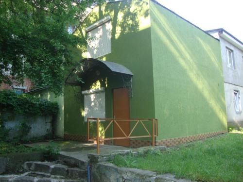 Domik s saunoy na Ogiyenko in Novyi Plan