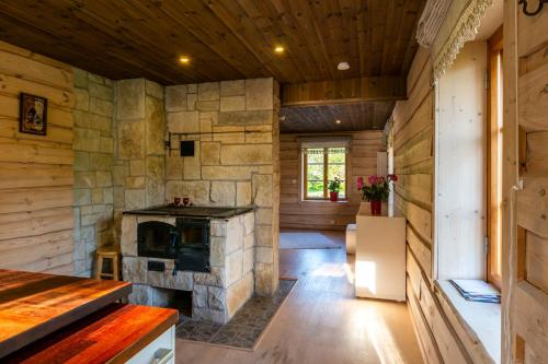 Jossi Holiday Home in Nasva Kula (Saaremaa)