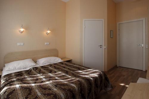 Bolshoy 45 Hotel - image 8