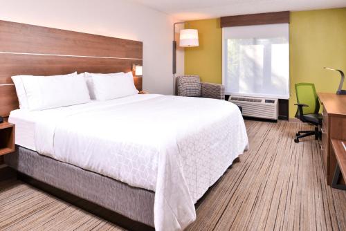 Holiday Inn Express Hotel & Suites Tampa-Anderson Road-Veterans Exp, an IHG Hotel