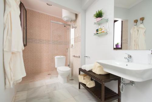The Zentral Suites & Apartments - image 3