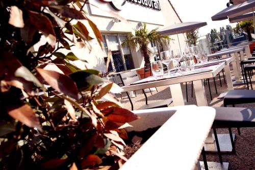 Balcony/terrace, Hotel Campanile Gueret in Gueret