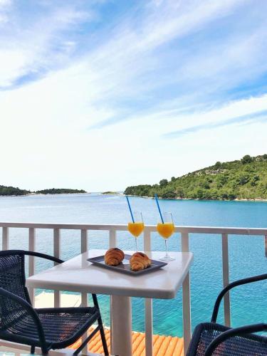 Mljet Sunset Apartments in Mljet
