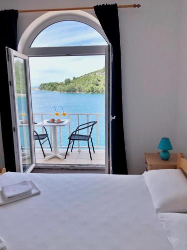 Mljet Sunset Apartments in Mljet