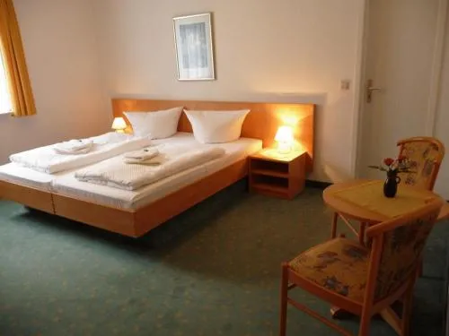 Hotel Garni am Schlosspark in Wernigerode, Deutschland