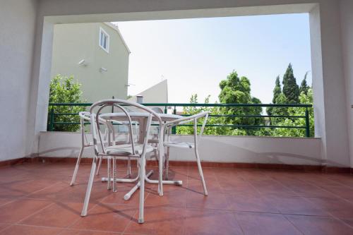 Erkély/terasz, SUBTUB Hostel Makarska in Makarska városközpont