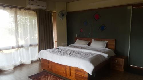 Rustic Charm Wayanad - The Roots (Treetop Suite)