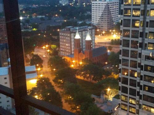 Peachtree Towers Condo in Atlanta, USA