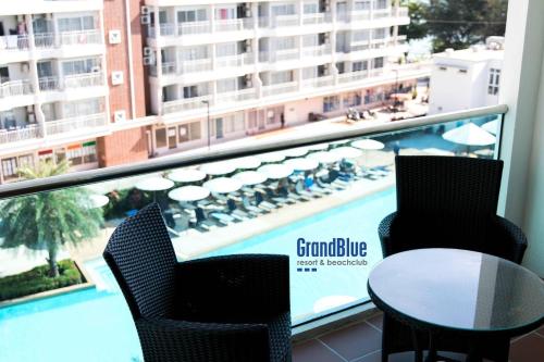 GrandBlue Resort & Beachclub